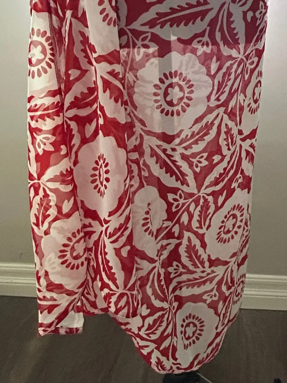MICHAEL KORS Pretty Cover-Up Side Tie Wrap Skirt Red/White Floral Print Rare